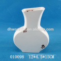 Modern design ceramic flower vase decoration in green colour